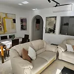 アパート 3 Bedroom In Prime Location 5m Away From Is-Swieqi
