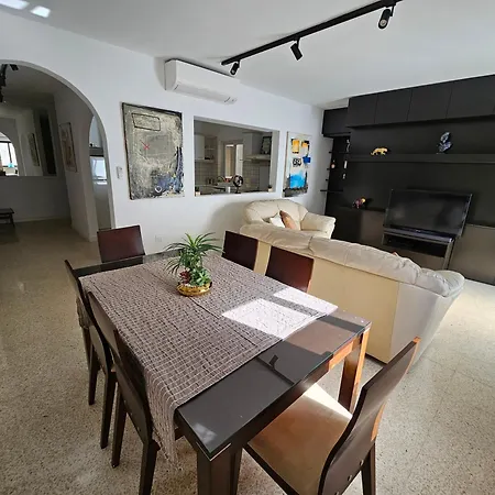 アパート 3 Bedroom In Prime Location 5m Away From Is-Swieqi