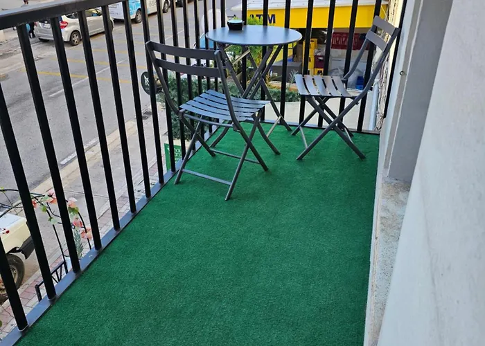 3 Bedroom In Prime Location 5m Away From Апартаменты *